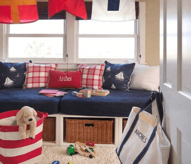 mobiliario en el estilo navi
