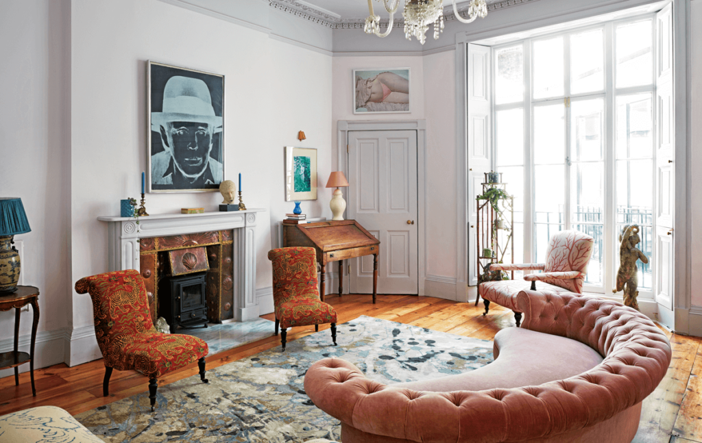 sala victoriana y moderna