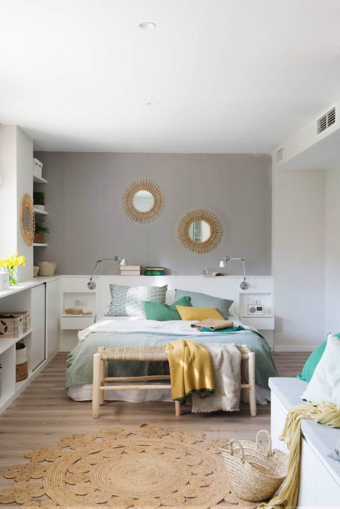 espejo en dormitorio